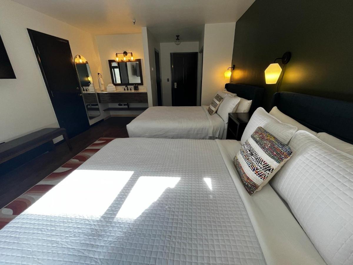 Hotel Frisco Luaran gambar