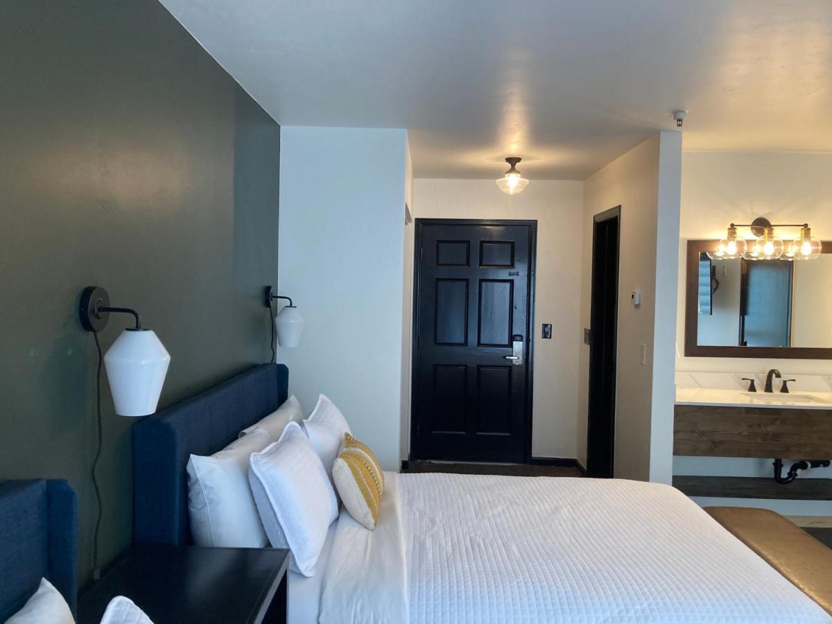 Hotel Frisco Luaran gambar