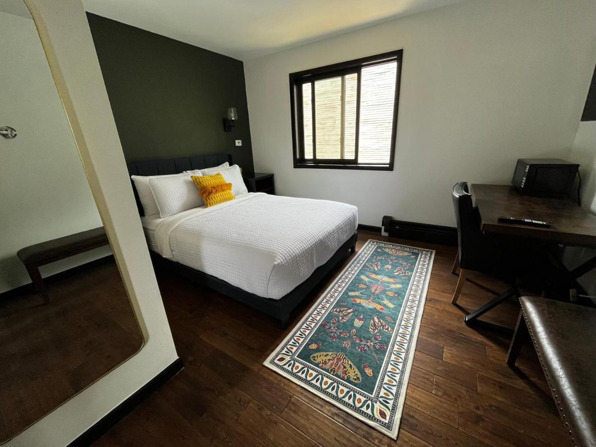 Hotel Frisco Luaran gambar