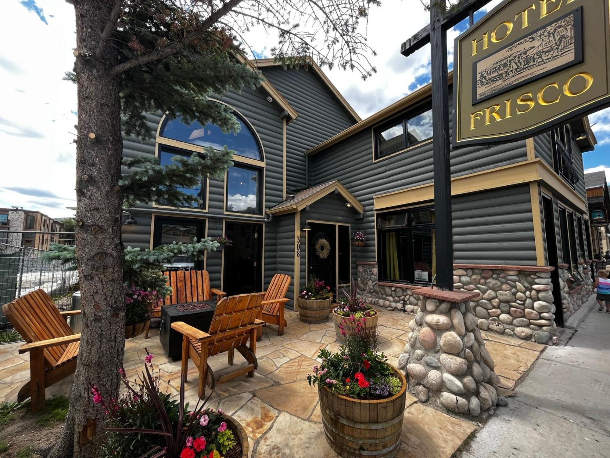 Hotel Frisco Luaran gambar