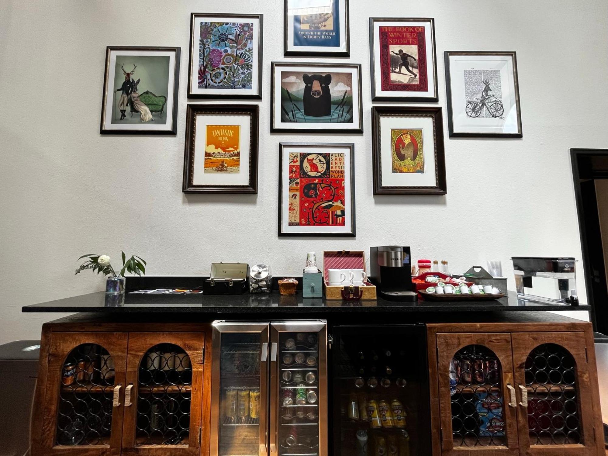 Hotel Frisco Luaran gambar