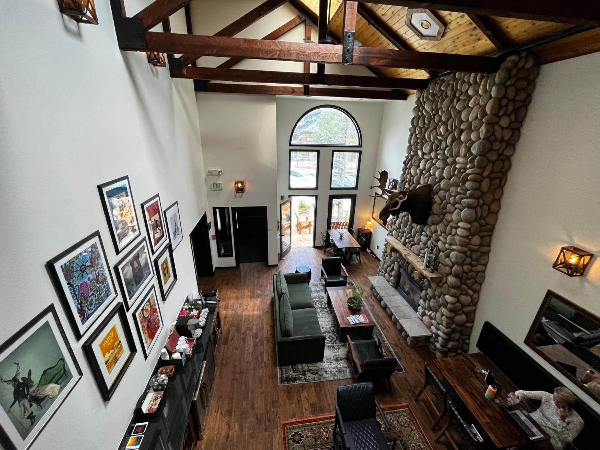 Hotel Frisco Luaran gambar