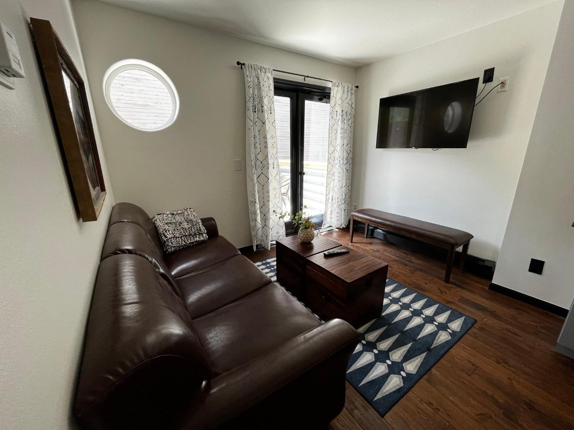 Hotel Frisco Luaran gambar