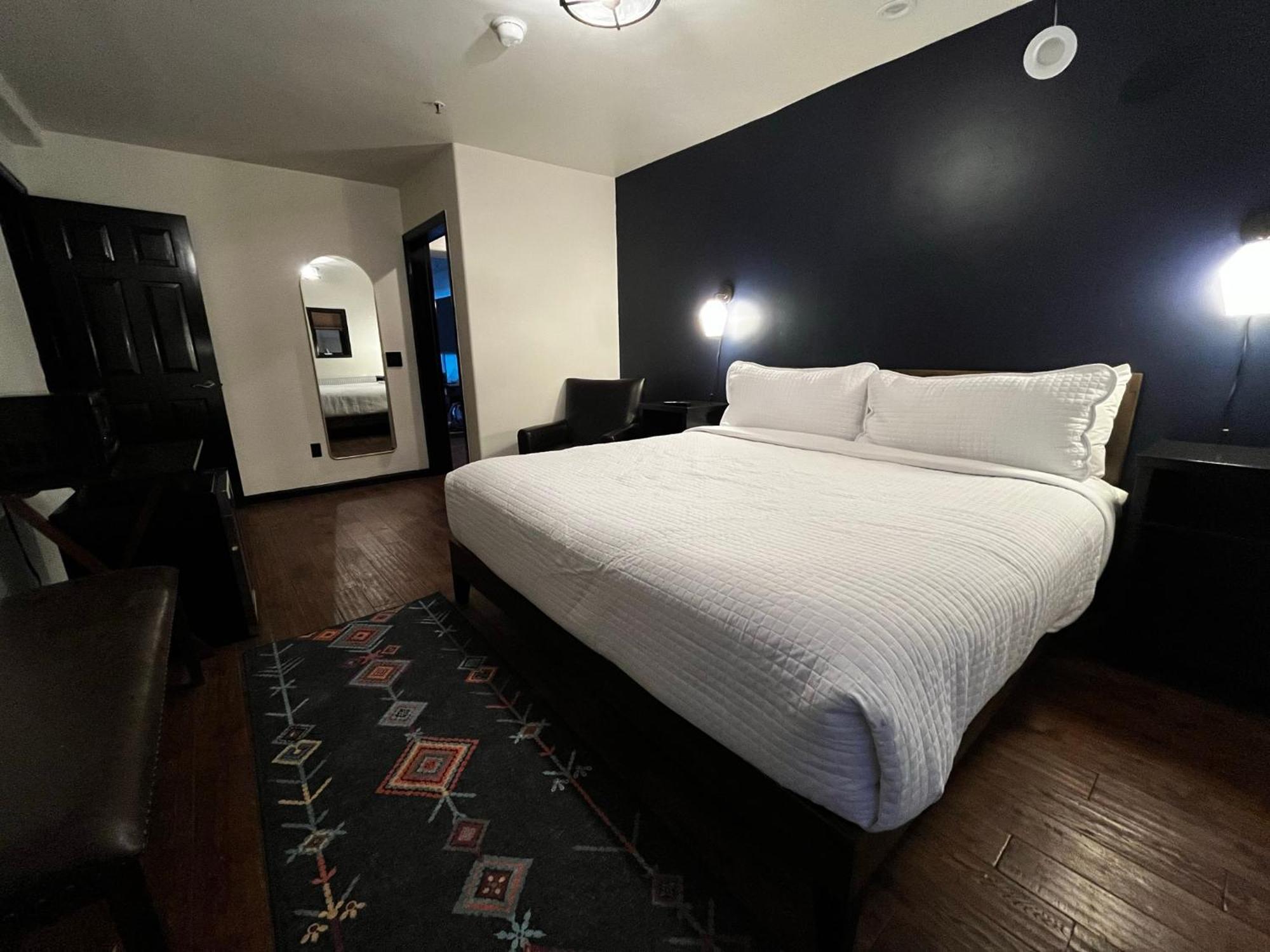 Hotel Frisco Luaran gambar